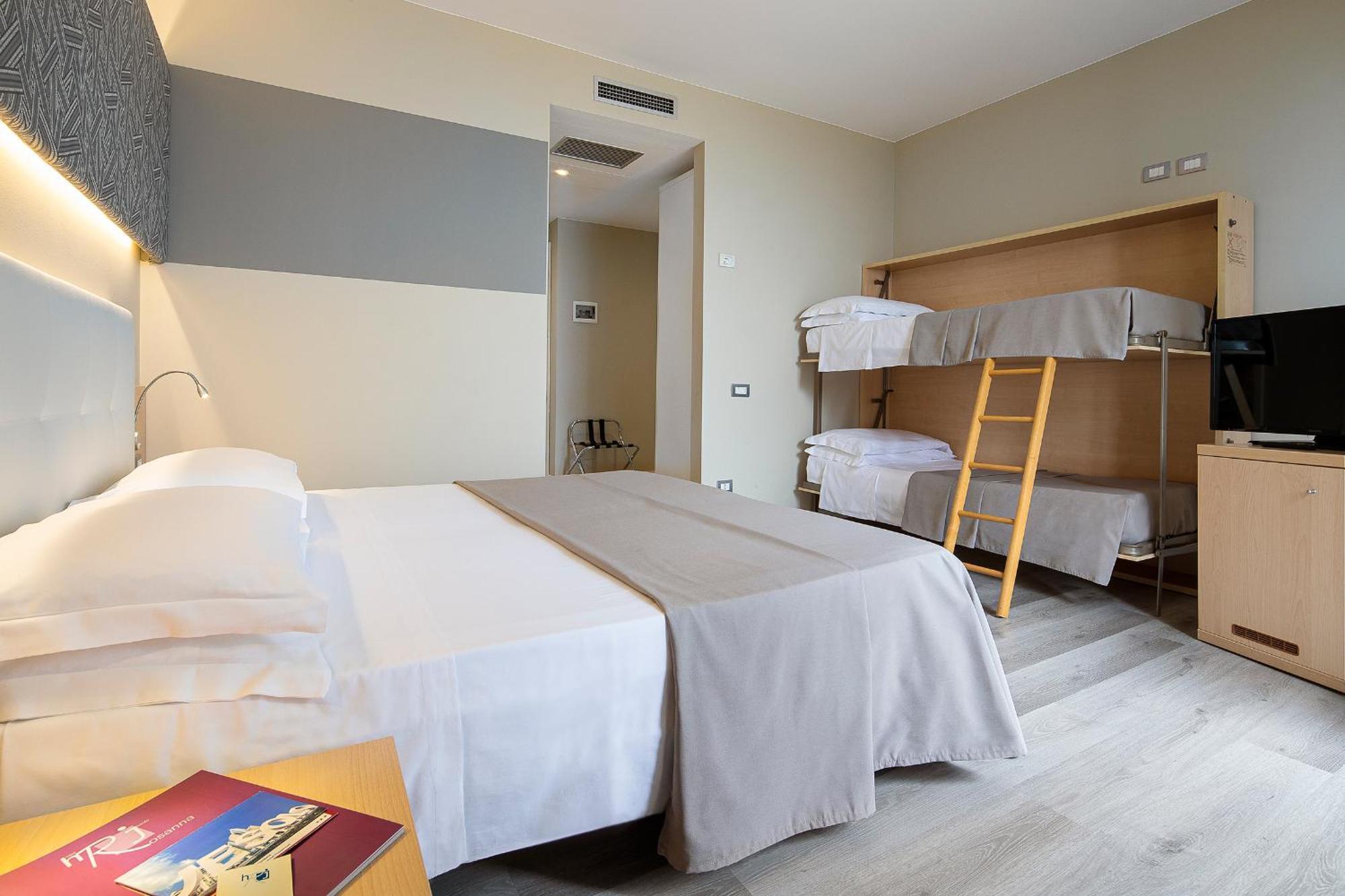 לידו די ג'סולו Hotel Rosanna 3 Stelle Superior מראה חיצוני תמונה