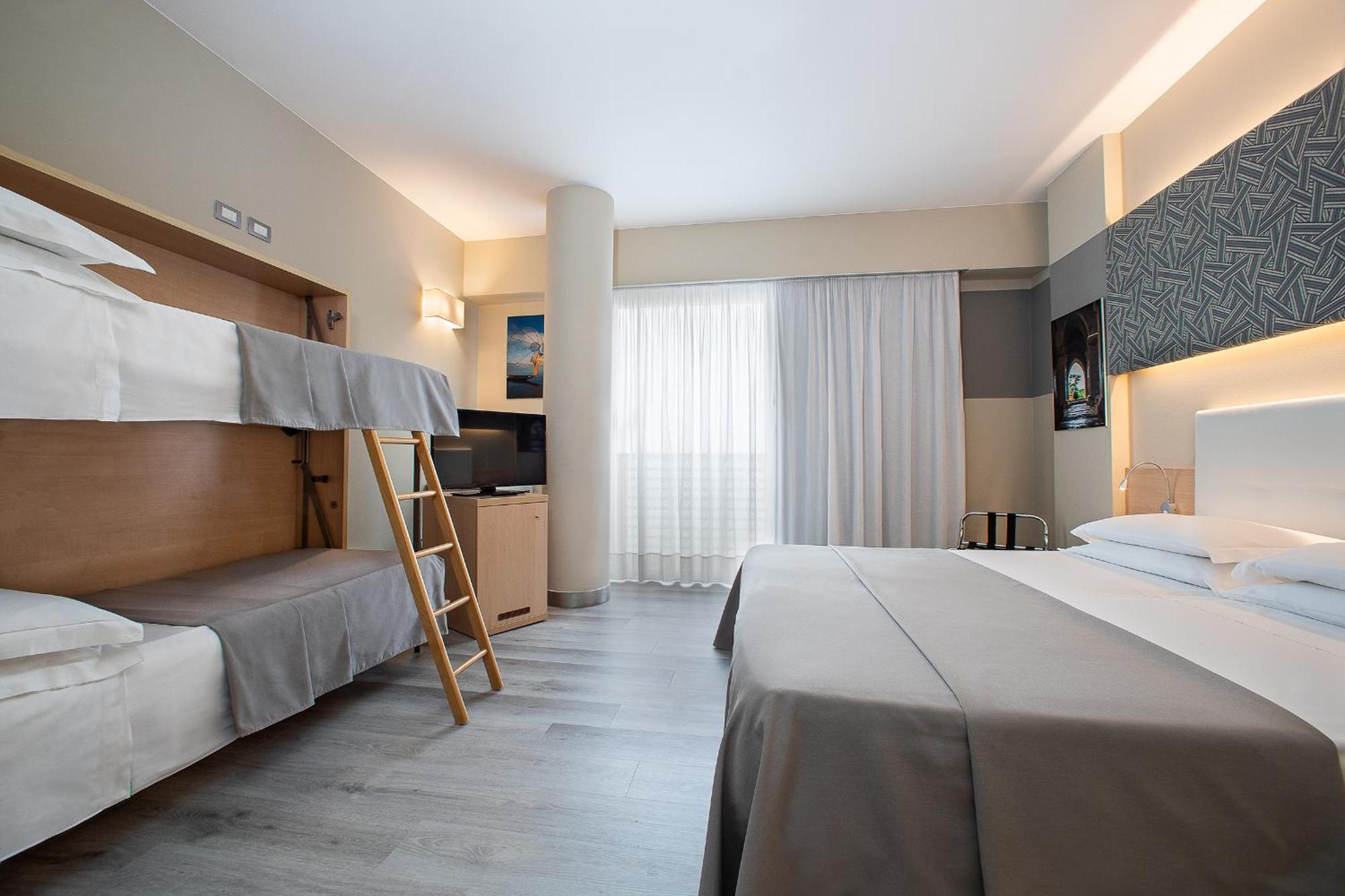 לידו די ג'סולו Hotel Rosanna 3 Stelle Superior מראה חיצוני תמונה